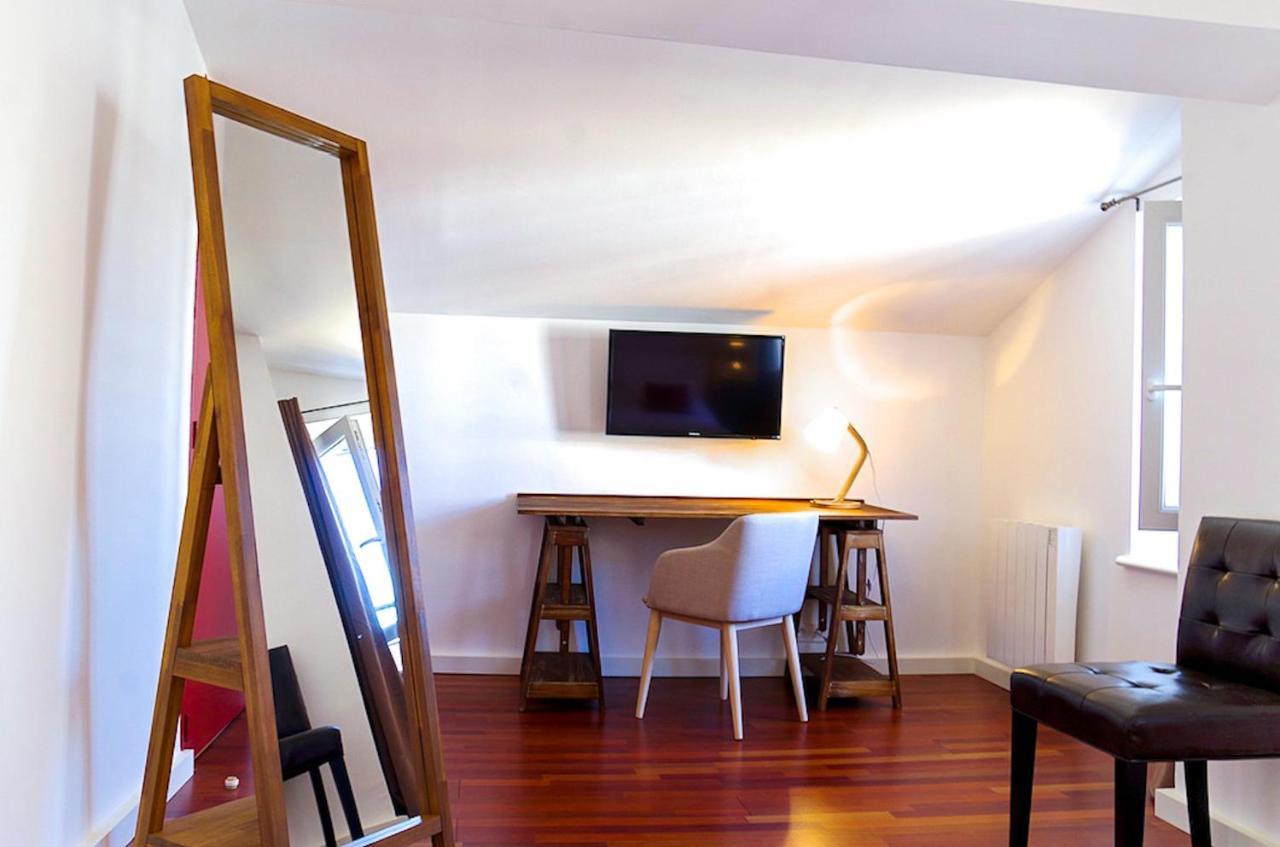 Sainte Catherine - Duplex 1 Chambre Proche Des Boutiques Du Centre Ville بوردو المظهر الخارجي الصورة